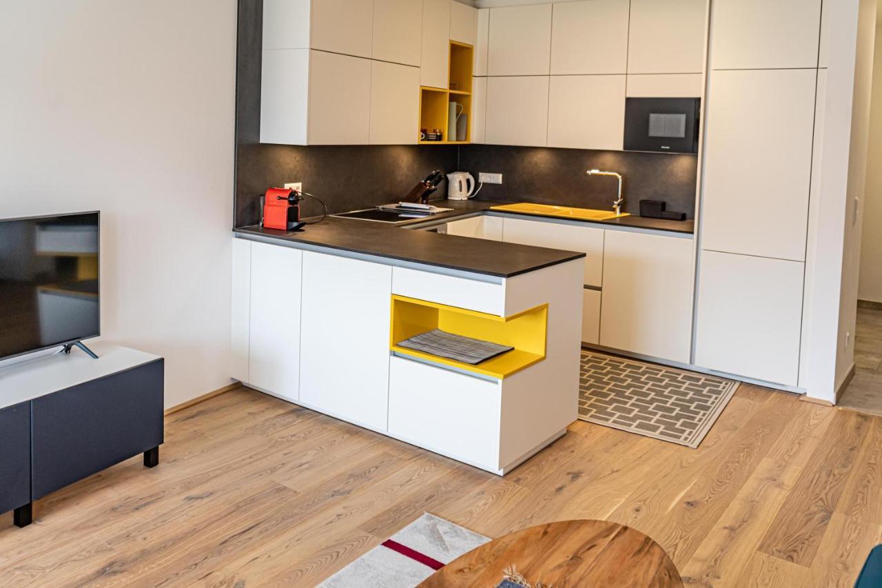 Top 5 Alpe Maritima - Traumhafte Ferienwohnung Mit Seeblick Und Bergkulisse Am Ossiacher See Annenheim Extérieur photo