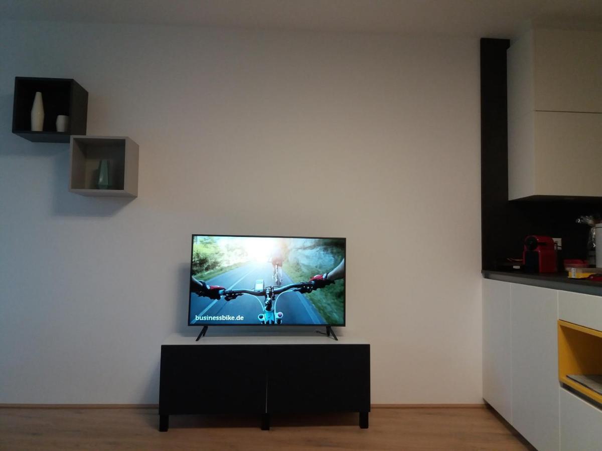Top 5 Alpe Maritima - Traumhafte Ferienwohnung Mit Seeblick Und Bergkulisse Am Ossiacher See Annenheim Extérieur photo